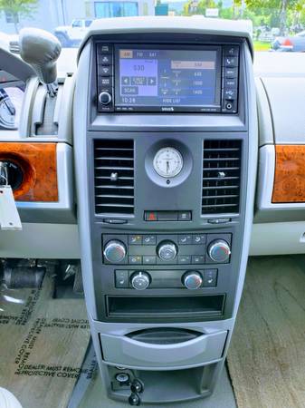 2008 CHRYSLER TOWN & COUNTRY TOURING *1-OWNER*⭐+FREE 6 MONTHS... for sale in Front Royal, District Of Columbia – photo 13