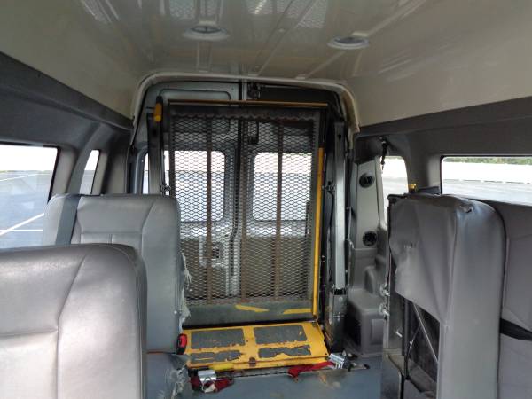 2008 FORD E-250 PASSENGER VAN! 1-OWNER, WHEEL CHAIR ACCESSIBLE!! for sale in PALMYRA, DE – photo 22