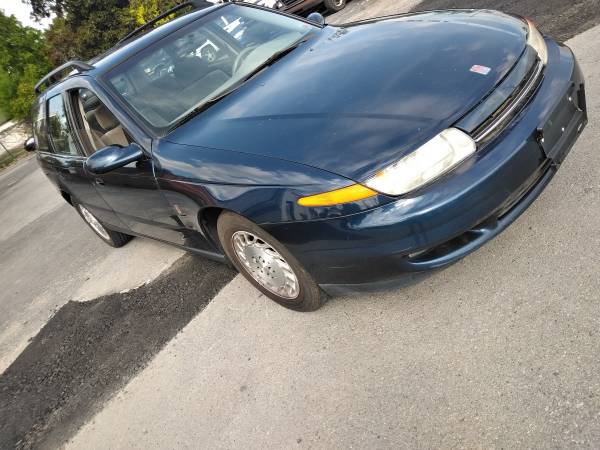 01 Saturn wagon 3.0. rustfree and dentfree - cars & trucks - by... for sale in Vails Gate, NY – photo 6