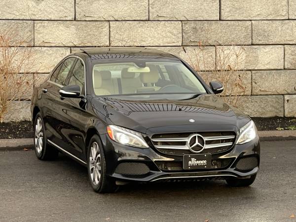 2015 Mercedes-Benz C300 4MATIC - nav, keyless, panoroof, we finance... for sale in Middleton, MA – photo 13