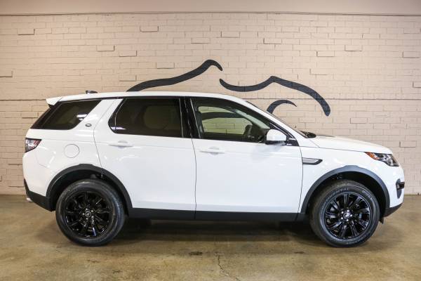 2017 Land Rover Discovery SE 4WD - - by dealer for sale in Mount Vernon, WA – photo 2