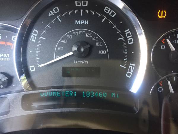 Cadillac Escalade AWD for sale in Dearing, IL – photo 16