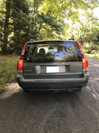 2002 Volvo V70 Wagon (Runs, for repair, parts, or donor car) for sale in Norfolk, CT – photo 4