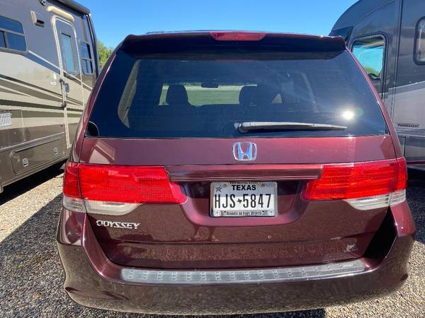 2010 Honda Odyssey *Reduced* - cars & trucks - by owner - vehicle... for sale in Mount Vernon, TX – photo 3