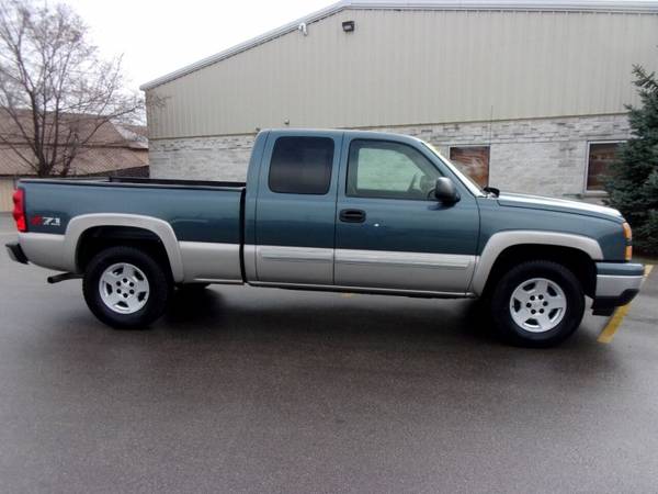 2006 Chevrolet Silverado 1500 LT1 4dr Extended Cab 4WD 6 5 ft SB for sale in Waukesha, WI – photo 4