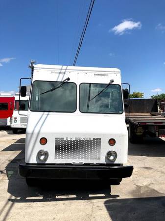 2008 Workhorse W42 - Food Truck Financing Available! - cars & trucks... for sale in Miami, TX – photo 4
