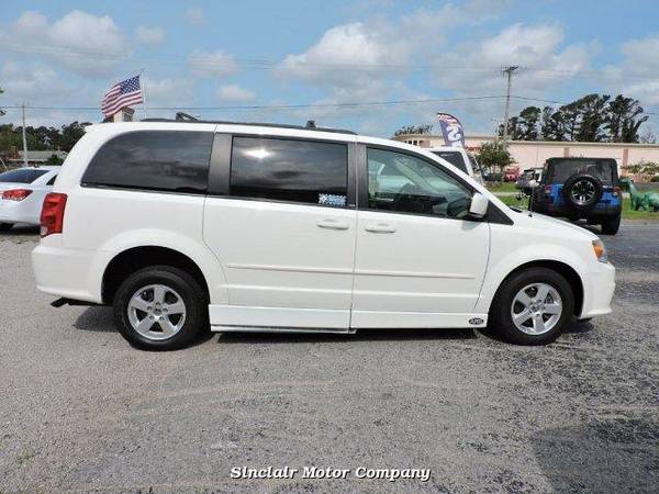 2013 Dodge Grand Caravan SXT ALL TRADE INS WELCOME! for sale in Beaufort, NC – photo 6