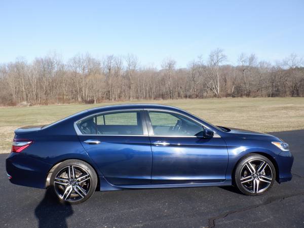 2017 HONDA ACCORD SPORT - - by dealer - vehicle for sale in Mansfield, OH – photo 6