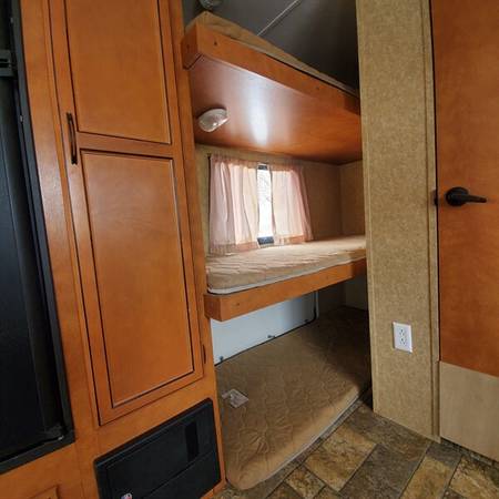 2013 Gulfstream Bunk House 26ft Pull Trailer - Half ton towable for sale in Helena, MT – photo 13