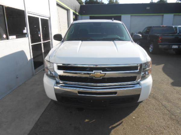 2011 Chevrolet Chevy Silverado 1500 LS 4x2 4dr Extended Cab 6.5 ft.... for sale in Covina, CA – photo 5