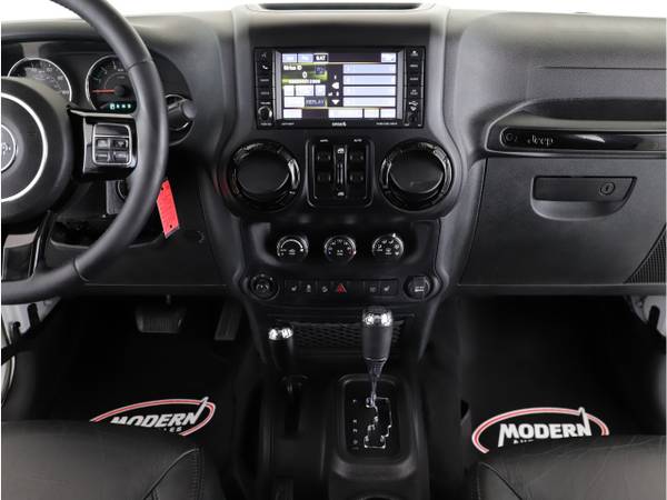 2015 Jeep Wrangler Unlimited Unlimited Sahara - - by for sale in Tyngsboro, MA – photo 23