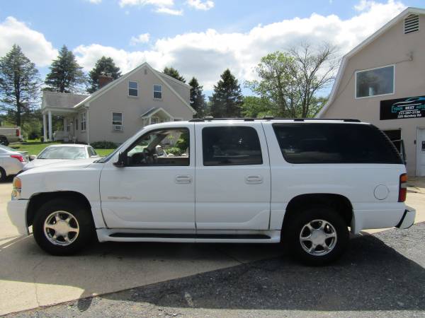 2003 GMC YUKON DENALI XL - - by dealer - vehicle for sale in Elizabethtown, PA – photo 5