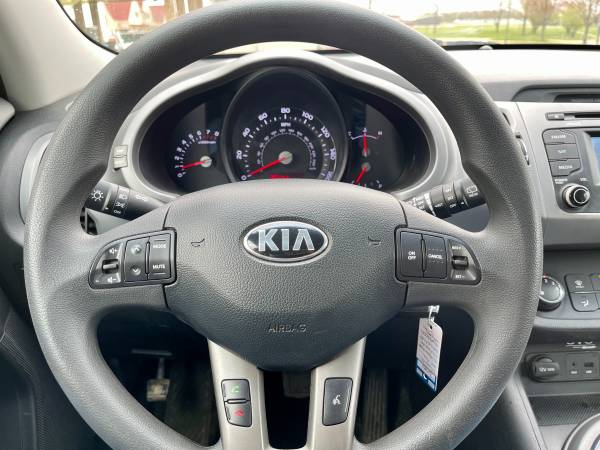 2015 Kia Sportage LX 2 4L FWD Camera 1 Owner Rust Free Clean Title for sale in Cottage Grove, WI – photo 18