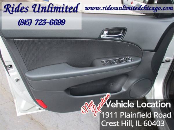 2012 Hyundai Elantra Touring GLS - - by dealer for sale in Crest Hill, IL – photo 10