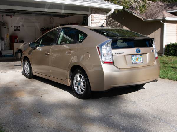 2010 Toyota Prius - cars & trucks - by owner - vehicle automotive sale for sale in Gainesville, FL – photo 3