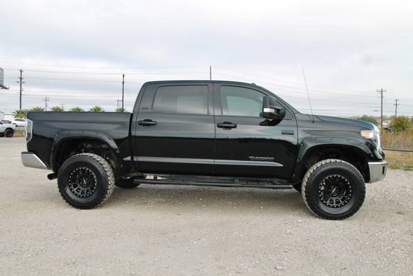 2018 TOYOTA TUNDRA SR5 V8*4X4*LEVELED*METHODS*NEW MICKEY... for sale in Liberty Hill, IL – photo 13
