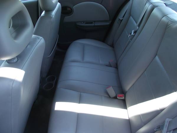 2006 Saturn Ion 96,525mi Sunroof Leather Clean CarFax - cars &... for sale in Des Moines, IA – photo 16