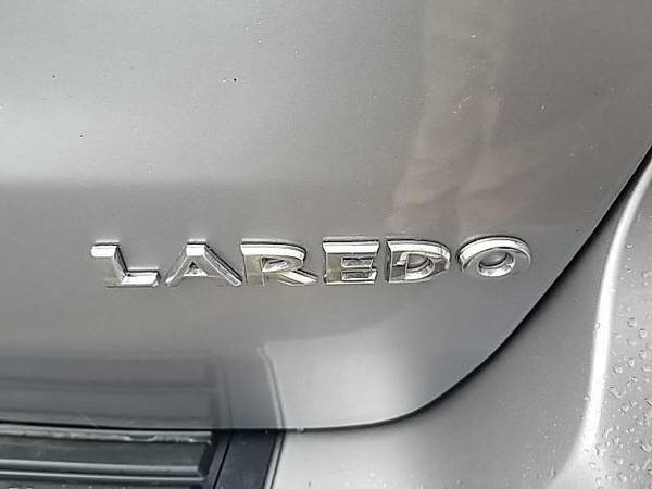 2018 Jeep Grand Cherokee Laredo 4x4 Ltd Avail - - by for sale in Yorkville, NY – photo 6
