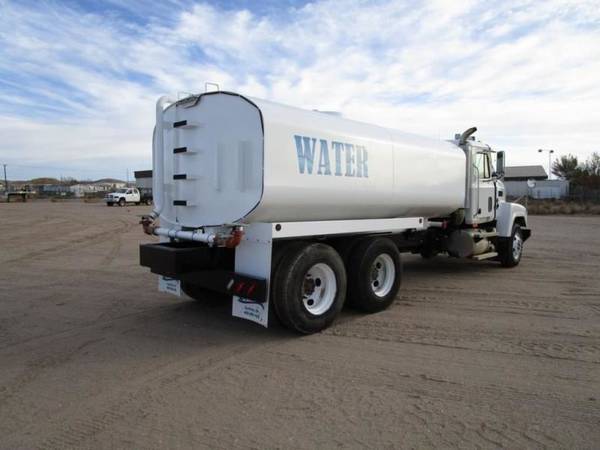 2002 Mack CH613 T/A Water Truck - cars & trucks - by dealer -... for sale in El Paso, TX – photo 4