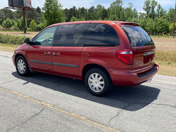 2006 Chrysler Town and County Mini-Van - - by dealer for sale in Smithfield, NC – photo 7