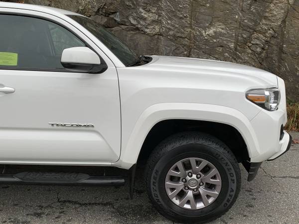 2016 Toyota Tacoma SR5 - cars & trucks - by dealer - vehicle... for sale in Tyngsboro, MA – photo 15
