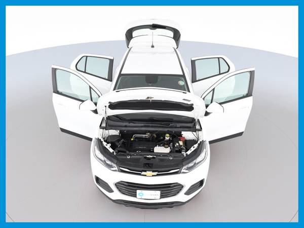 2017 Chevy Chevrolet Trax LS Sport Utility 4D hatchback White for sale in Wayzata, MN – photo 21