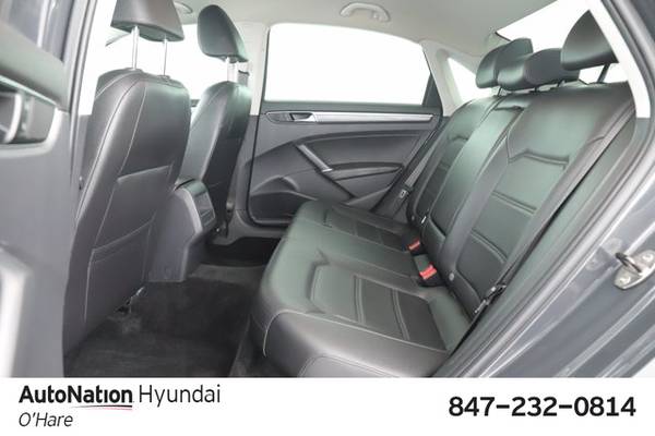 2017 Volkswagen Passat R-Line w/Comfort Pkg SKU:HC066611 Sedan -... for sale in Des Plaines, IL – photo 19