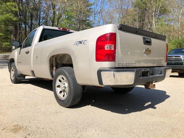 2007 Chevy Silverado Regular Cab, Full 8Ft Long Bed, V8 4x4, Solid! for sale in New Gloucester, ME – photo 3