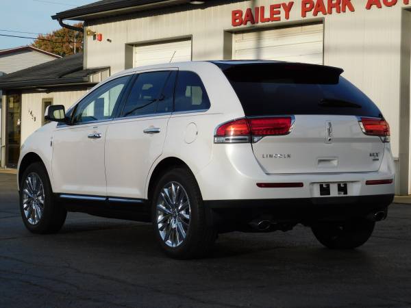 ONLY 85K MILES!!!...2011 Lincoln MKX!!!...ALL WHEEL DRIVE! for sale in Battle Creek, MI – photo 4
