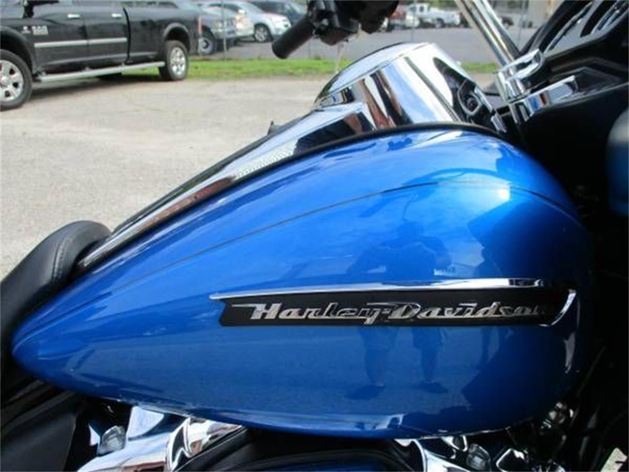 2018 Harley-Davidson Road Glide for sale in Cadillac, MI – photo 10