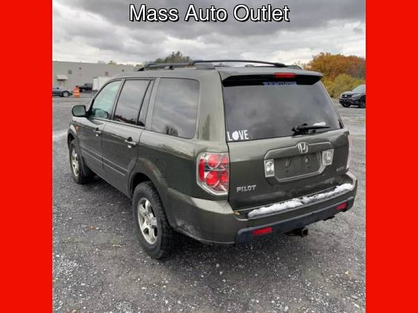 2006 Honda Pilot 4WD EX-L AT - cars & trucks - by dealer - vehicle... for sale in Worcester, RI – photo 7