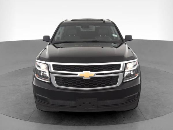 2017 Chevy Chevrolet Suburban LT Sport Utility 4D suv Black -... for sale in Washington, District Of Columbia – photo 17