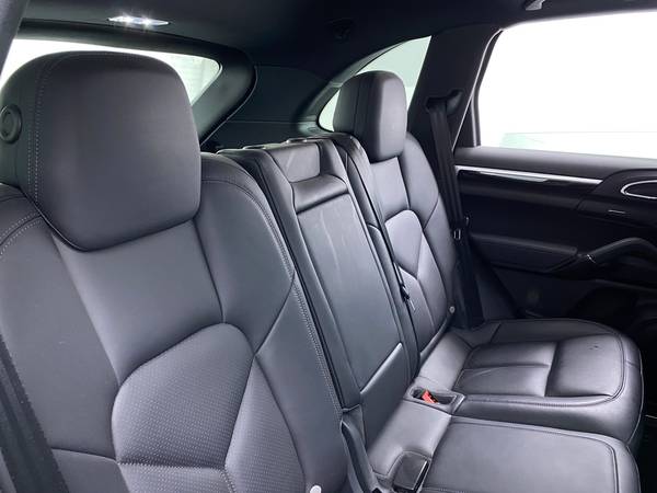 2016 Porsche Cayenne Sport Utility 4D suv Silver - FINANCE ONLINE -... for sale in Syracuse, NY – photo 18
