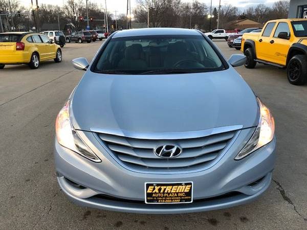 2012 Hyundai Sonata GLS - cars & trucks - by dealer - vehicle... for sale in Des Moines, IA – photo 2