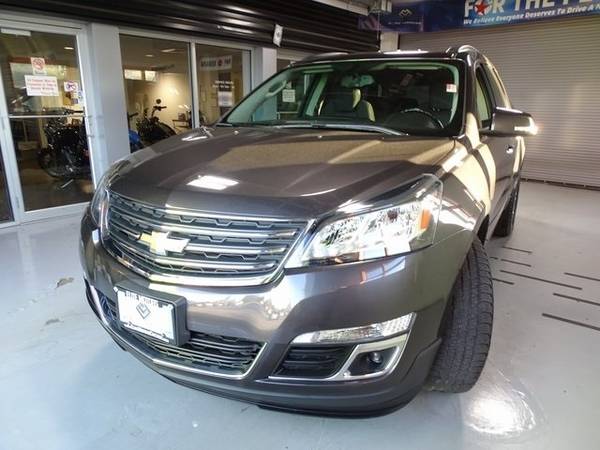 2016 Chevrolet Traverse LT !!Bad Credit, No Credit? NO PROBLEM!! for sale in WAUKEGAN, IL – photo 3