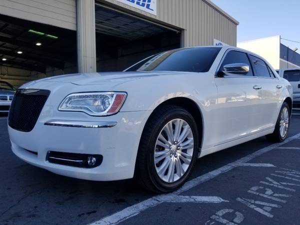 2014 Chrysler 300 4dr Sdn 300C AWD , PREMIUM , LEANTHER , NAVI ,... for sale in Sacramento , CA – photo 3
