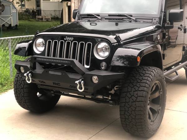 2018 Jeep Wrangler Unlimited Sahara JK for sale in West Des Moines, IA – photo 2