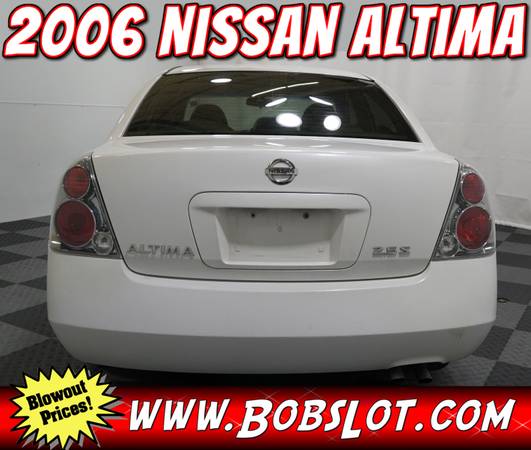 2006 Nissan Altima 2.5s - Excellent Condition - cars & trucks - by... for sale in Indianapolis, IN – photo 4