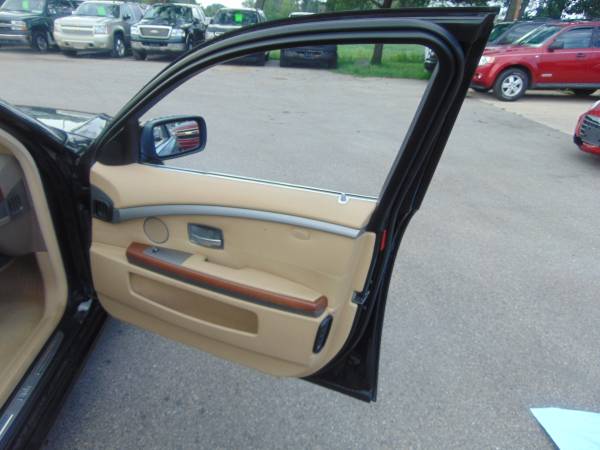 2006 BMW 750I LEATHER V8 LOADED MOON NEWER TIRES CLEAN IN/OUT BLACK... for sale in Union Grove, WI – photo 15