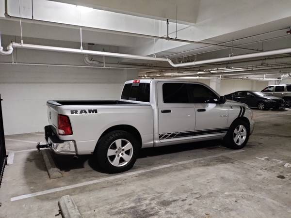 09 Dodge Ram 1500 for sale in Louisville, KY – photo 4