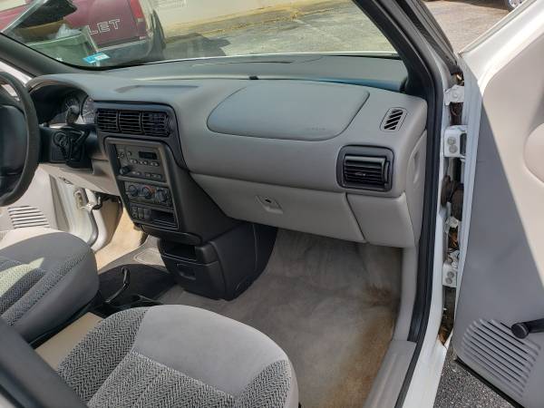 2000 Chevrolet Venture - - by dealer - vehicle for sale in Warner Robins, GA – photo 6