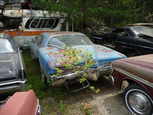 1971 BOAT TAIL BUICK RIV MOVIE CAR - cars & trucks - by owner -... for sale in Middle Island, NY – photo 4