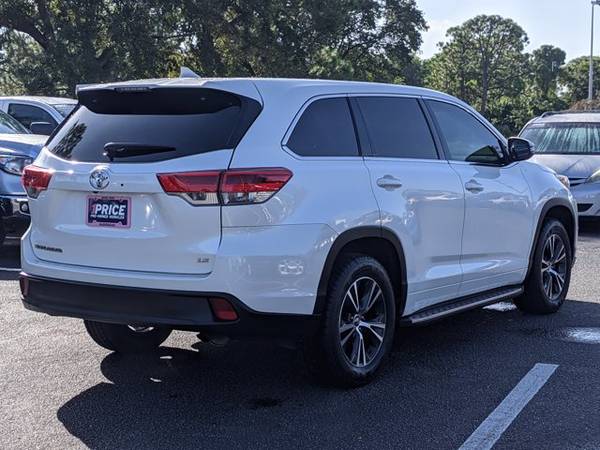 2018 Toyota Highlander LE Plus SKU:JS244073 SUV - cars & trucks - by... for sale in Fort Myers, FL – photo 6