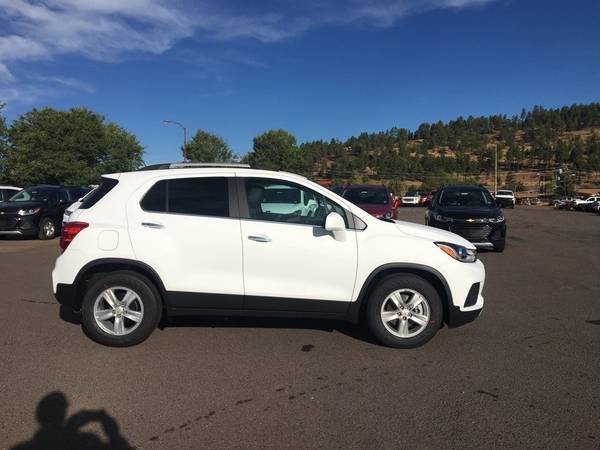 2020 Chevy Chevrolet Trax LT suv White - cars & trucks - by dealer -... for sale in Flagstaff, AZ – photo 12