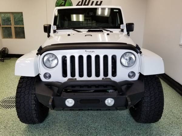 2014 Jeep Wrangler Unlimited Sahara 4WD for sale in Hudsonville, IN – photo 9