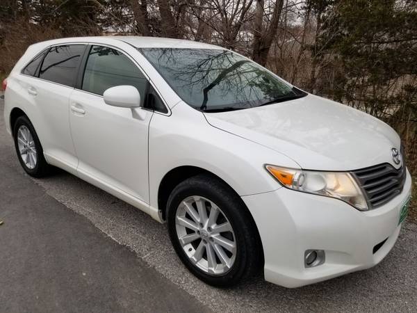 2009 Toyota Venza 4x4 Heated Leather! - - by dealer for sale in Fulton, MO – photo 8