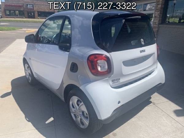 2017 SMART FORTWO PURE - cars & trucks - by dealer - vehicle... for sale in Somerset, WI – photo 2