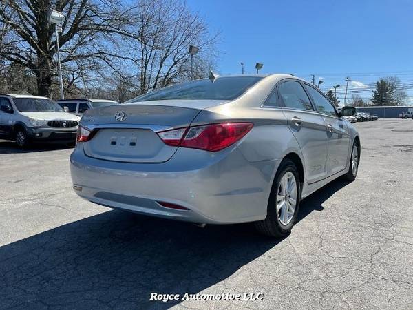2011 Hyundai Sonata GLS Auto - - by dealer - vehicle for sale in Lancaster, PA – photo 9