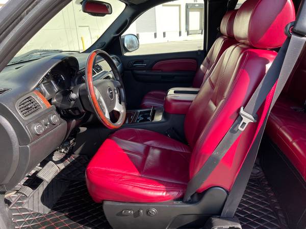 CUSTOM 07 Chevy Silverado 1500 LTZ LOW MILES - - by for sale in Pataskala, OH – photo 9