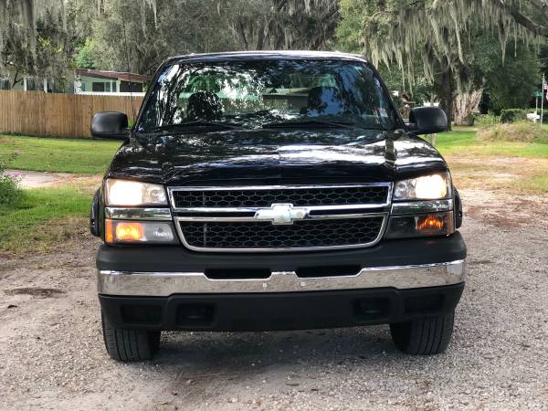 Chevy Silverado 4x4 Crew Cab *One Owner/ Like New!!!! for sale in Lakeland, FL – photo 3